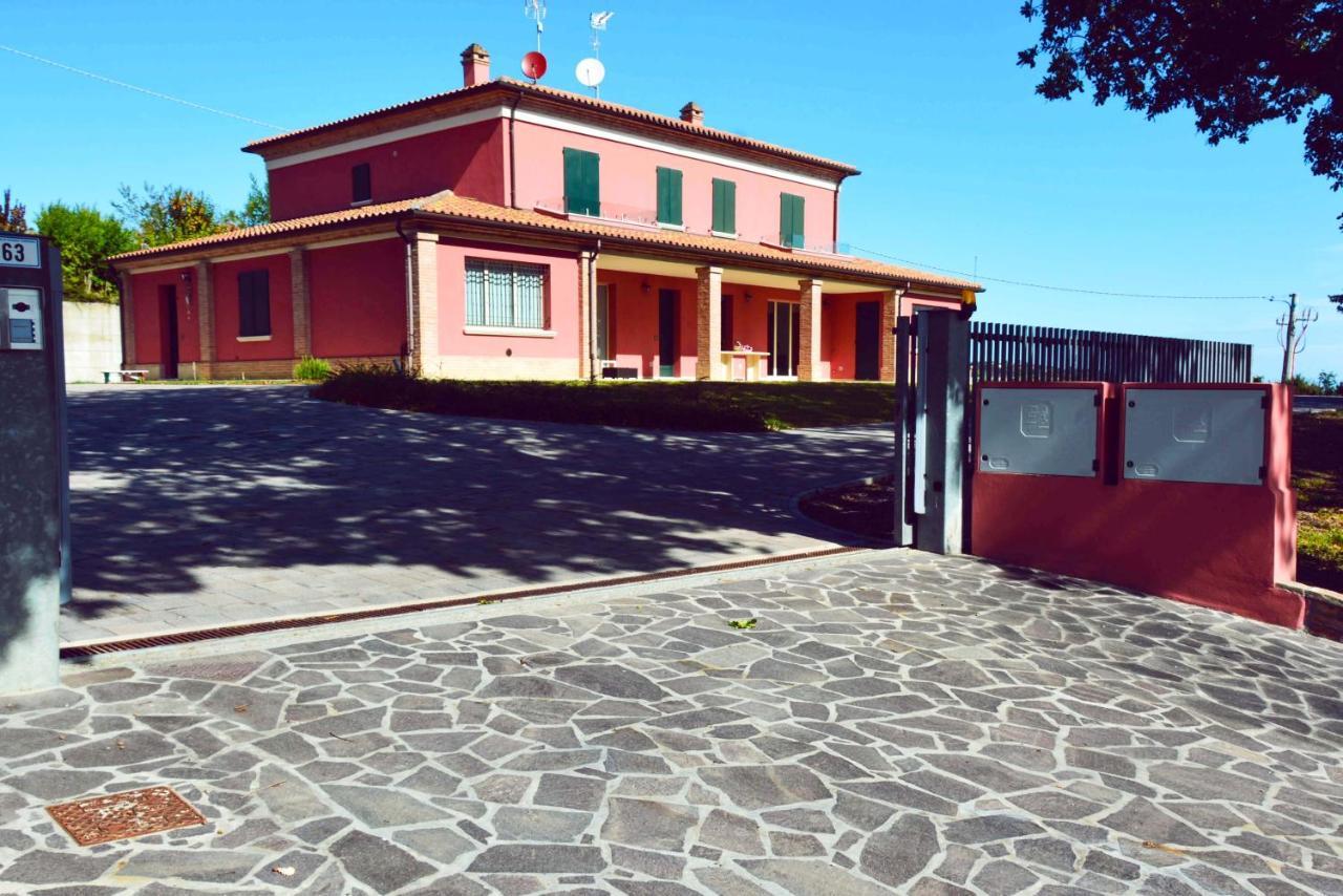 Rinaldi House Bed & Breakfast Torriana Dış mekan fotoğraf