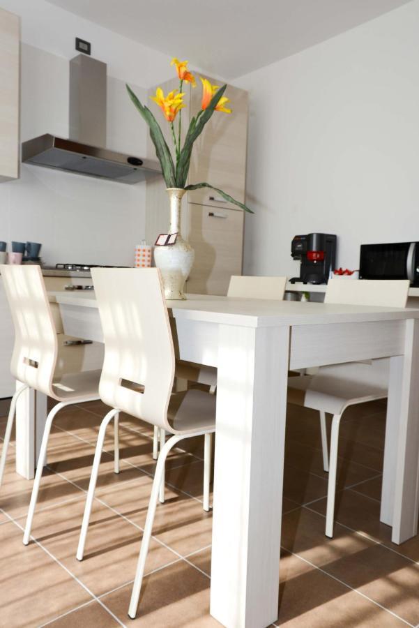 Rinaldi House Bed & Breakfast Torriana Dış mekan fotoğraf